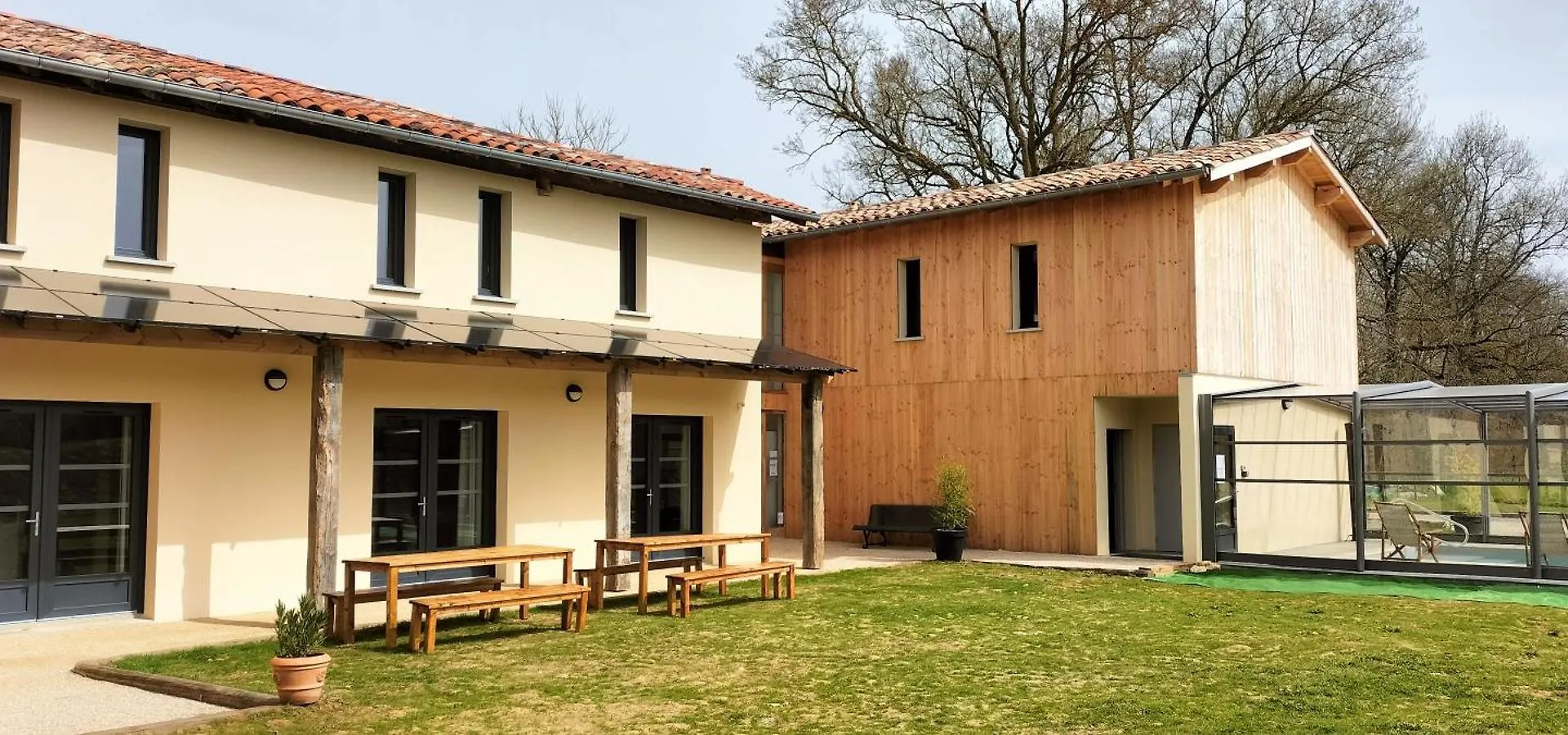 Les Granges D'En Naoua, Grand Gite Avec Piscine Maubec  Maubec (Tarn-et-Garonne)
